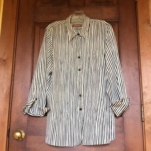 Ellen Tracy women’s tunic button up